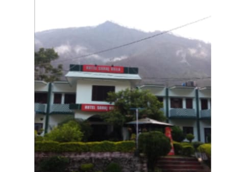 Sahaj Villa Hotel in Uttarakhand