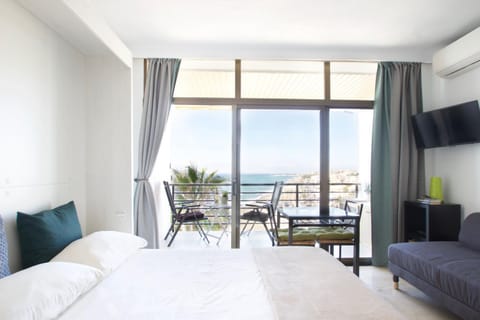 Bed, Balcony/Terrace, Other, City view, Sea view