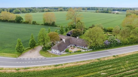 Property building, Bird's eye view, View (from property/room)