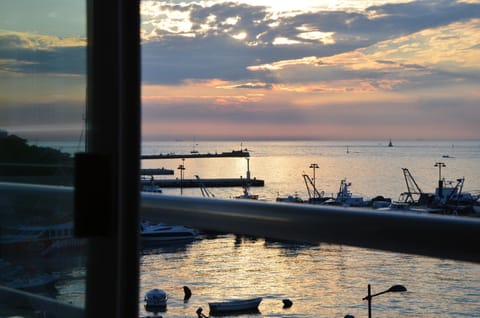 Living room, Sea view