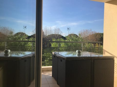 APPART’ AU PORT Condo in Fréjus