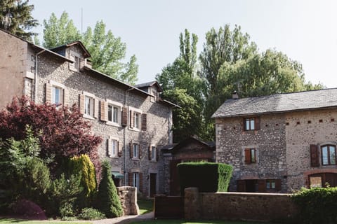 Property building, Garden, Garden view