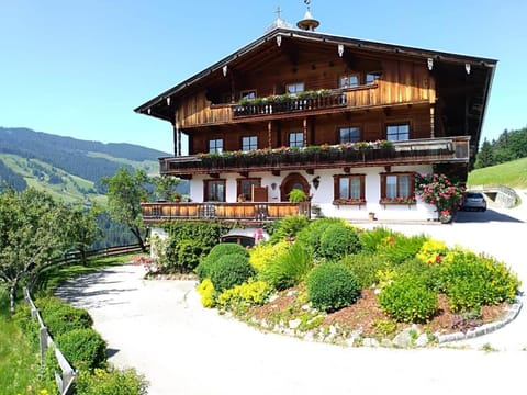 Aussermooserhof Condo in Alpbach