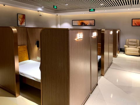 Chengdu Airport Take A Nap Capsule Hotel（T2） Bed and Breakfast in Chengdu