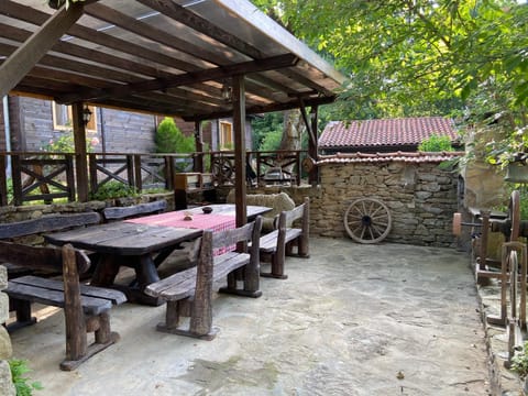 Вилно селище Паздерите House in Gabrovo, Bulgaria