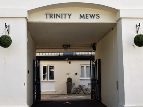 Harbour Retreat Trinity Mews Apartment in Torquay