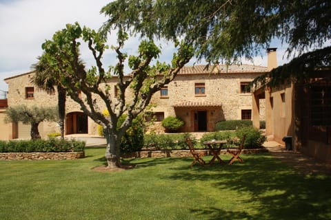 Masía Rural Can Poch Country House in Baix Empordà