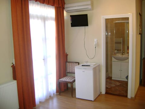 Bathroom, Bedroom