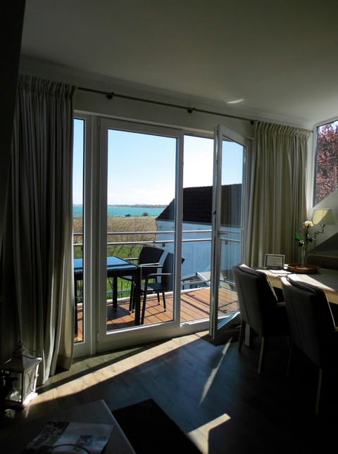 LANDHAUS AM SUND im OG Apartment in Heiligenhafen