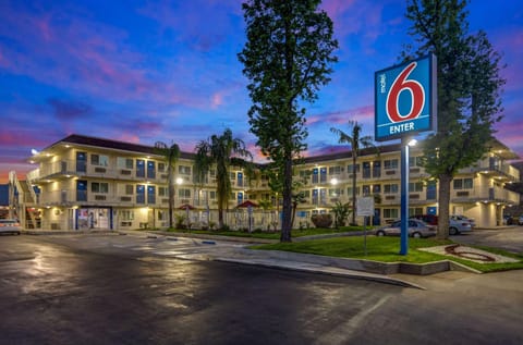 Motel 6-San Bernardino, CA - North Hotel in San Bernardino