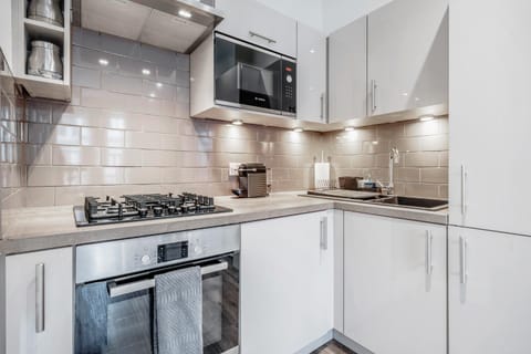 Bright & Modern 2-Bed Notting Hill Apartment Apartment in City of Westminster