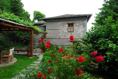 Facade/entrance, Garden