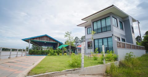 Riverview Loft house Casa in Laos