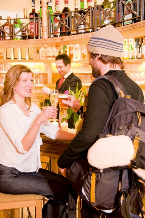 Lounge or bar, Lounge or bar