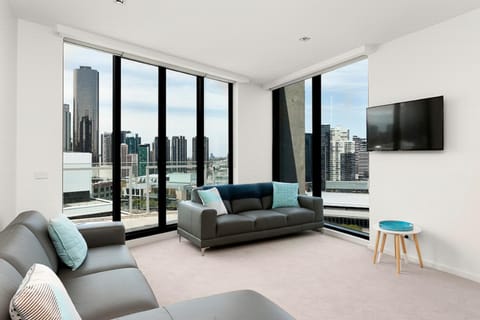 Waterfront Melbourne Apartments Apartment hotel in Southbank