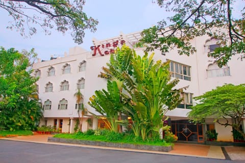 Maya's Kings Kourt Hotel in Mysuru