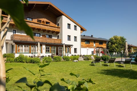 Ferienhaus Helmuth Oberreiter Bed and Breakfast in Salzburgerland