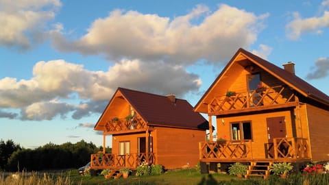 Facade/entrance, Floor plan
