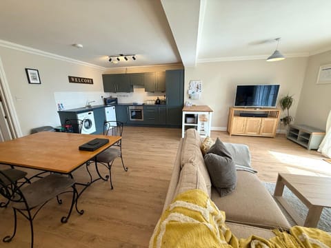 Apartment with Swimming Pool Apartment in Wales