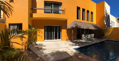 ARRECIFES HOUSE 100 meters from the beach House in Cancun
