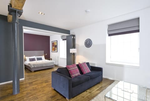 Destiny Scotland -The Malt House Apartments Condominio in Edinburgh