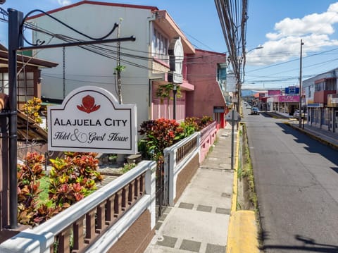 ALAJUELA CITY Hotel & Guest House Hotel in Alajuela