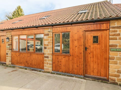 Little Byre Cottage House in Borough of Harrogate