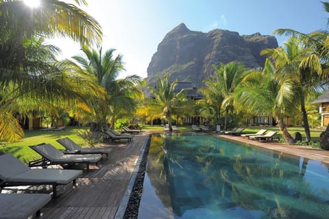 Dinarobin Beachcomber Golf Resort & Spa Hotel in Mauritius