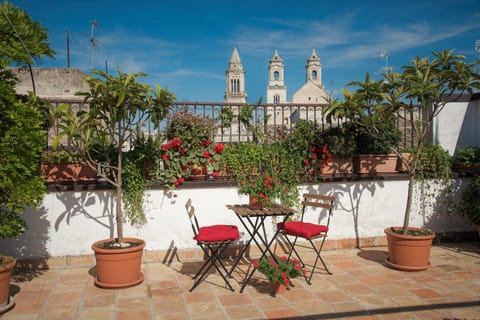 Balcony/Terrace, Landmark view