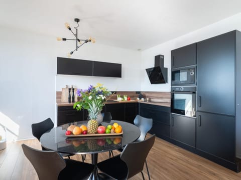 Apartment Raffinement- confort et vue Mer by Interhome Condominio in Étel