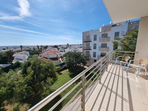 Property building, Balcony/Terrace