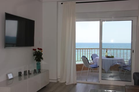 La Playa Blanca 3, First line,Sea View, Beach Apartment in Torrevieja