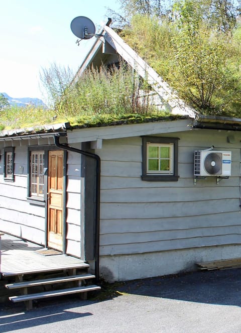 Røldalstunet Overnatting House in Rogaland