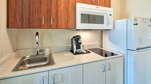 Uptown Suites Extended Stay Miami FL – Homestead Hotel in Homestead