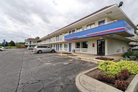 Motel 6-Amherst, OH - Cleveland West - Lorain Hotel in Lake Erie