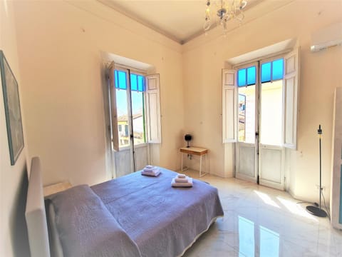 Bed, Photo of the whole room, Bedroom, towels, wardrobe