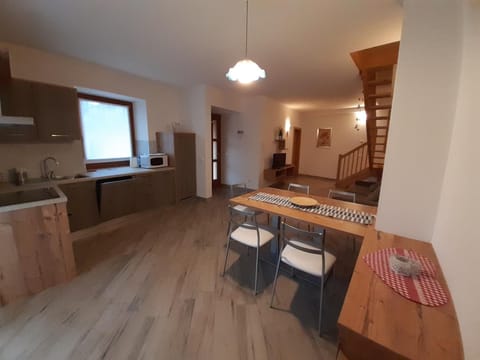 Appartamento Morettina con terrazzo Apartamento in Levico Terme