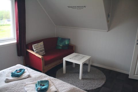 1 Room in The Yellow House, close to Airport & Lofoten Vacation rental in Troms Og Finnmark