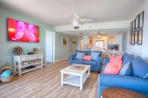 Top Floor Suite - Chambre Maison in Madeira Beach
