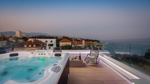 Villa Muller Apartments Condominio in Split