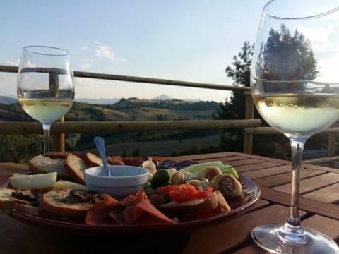 La Cerqua Farm Stay in Umbria