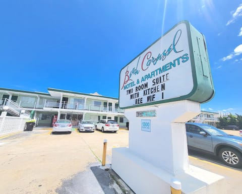 Beach Carousel Virginia Beach Motel in Virginia Beach