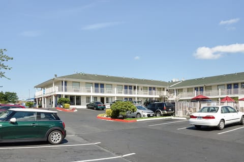 Motel 6-Tacoma, WA - South Hotel in Tacoma