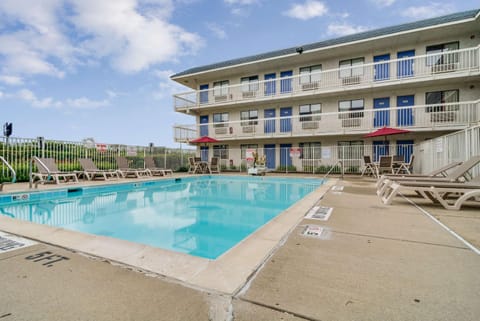 Motel 6-Rolling Meadows, IL - Chicago Northwest Hotel in Rolling Meadows