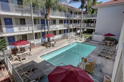 On site, Pool view, Swimming pool