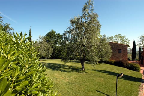 La Valle Appartamenti Per Vacanze Farm Stay in Tuscany
