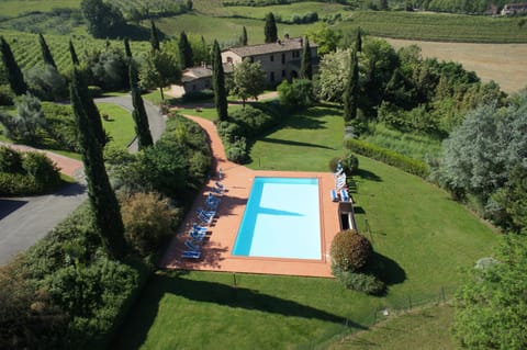 Podere Fignano, holiday home - apartments, renovated 2024 Landhaus in Tuscany