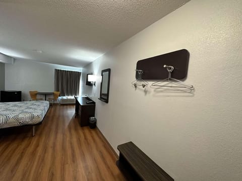 Motel 6-Greensboro, NC - Airport Hotel in High Point