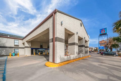 Motel 6-Laredo, TX - North I-35 Hôtel in Laredo