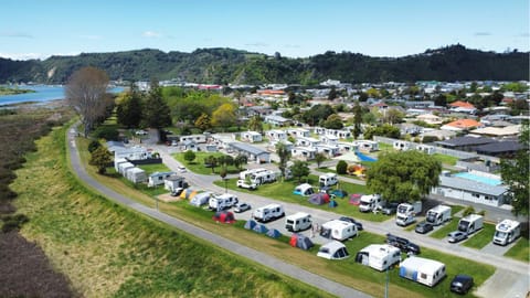 Property building, View (from property/room), Other, Cycling, Guests, River view, Area and facilities, Area and facilities, children, Family